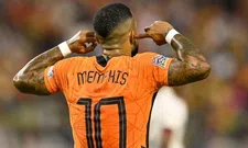 Thumbnail for article: Depay hangt aan de telefoon met Promes: "Niemand weet wat er echt aan de hand is"