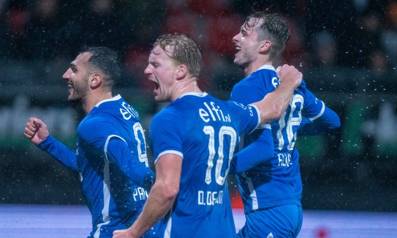 AZ heeft van Excelsior gewonnen in de KNVB-beker ondanks blunderende Verhulst