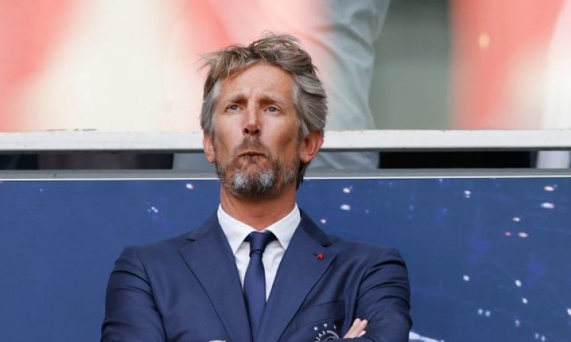 Van der Sar gelooft in John Heitinga als hoofdcoach van Ajax