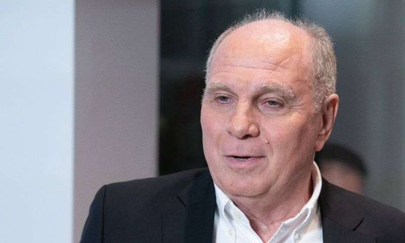 Uli Hoeness pleit voor een verandering van de regelgeving in de Bundesliga