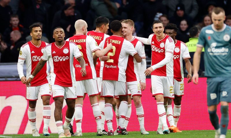 Ajax wint van Sparta Rotterdam in de Eredivisie dankzij Dusan Tadic