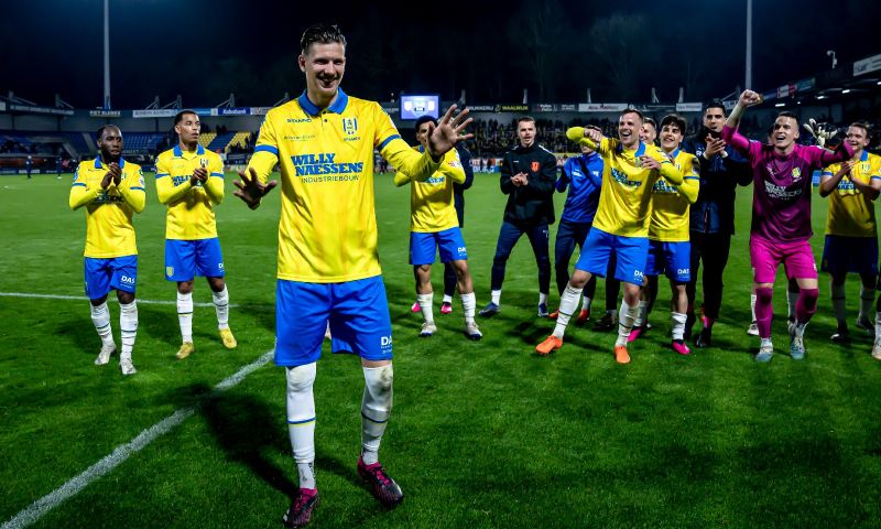 Kramer: 'Als je bij Feyenoord een prijs wint heeft dat meer waarde dan bij Ajax'