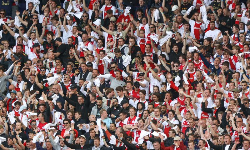 'Ajax-fans laten spoor van vernieling achter in De Kuip na nederlaag'