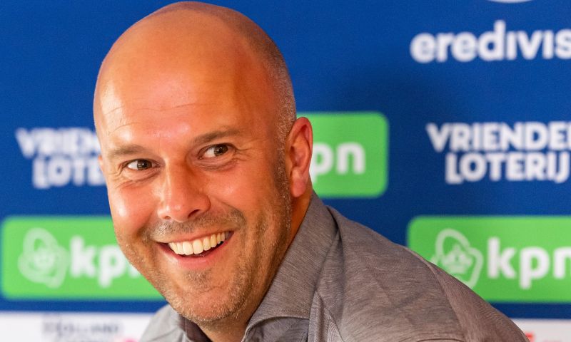 Liveblog van Arne Slot die nog een jaar bij Feyenoord blijft