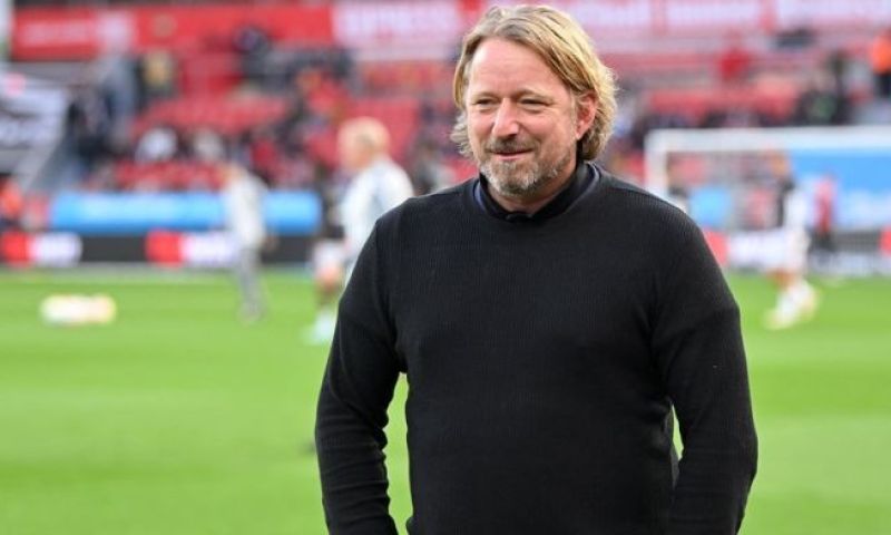 Sven Mislintat en Maurits Hendriks zijn niet populair binnen Ajax