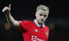 Thumbnail for article: Ten Hag reageert op situatie Van de Beek: 'Hij zoekt naar iets nieuws'