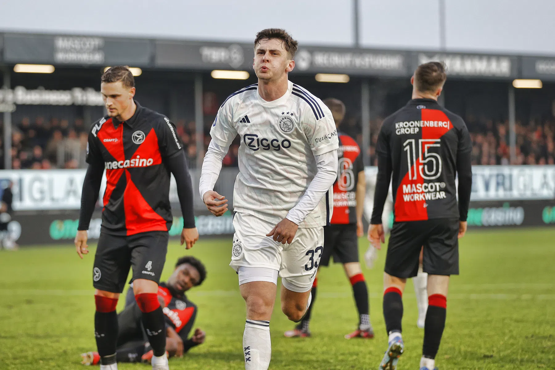 Benjamin Tahirović blij met nieuwe Ajax-trainer John van 't Schip