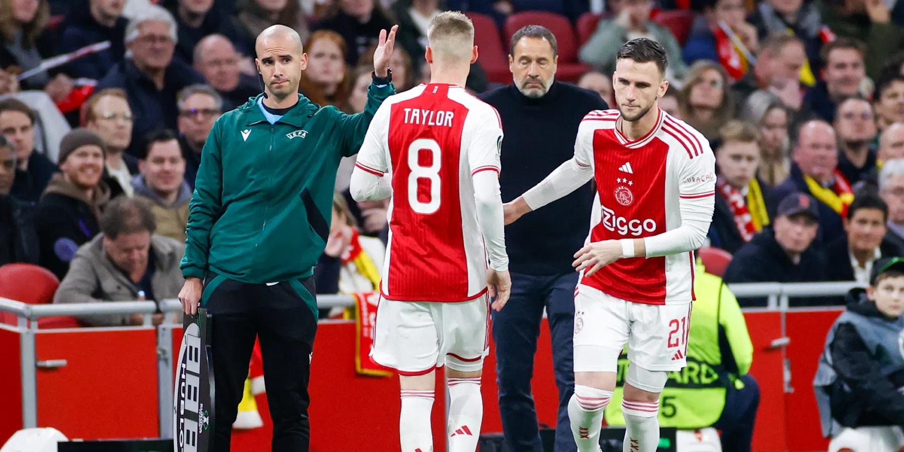 De Supportersvereniging van Ajax heeft uitgelegd waarom Taylor wordt uitgefloten