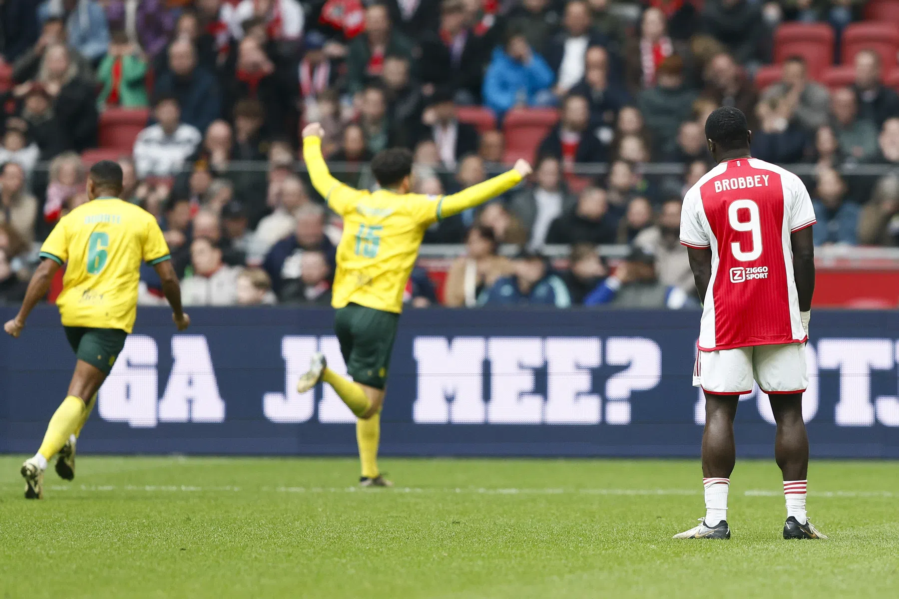 Ochtendkranten over Ajax en Feyenoord