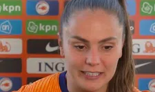 Thumbnail for article: Een trotse Lieke Martens neemt afscheid bij de Oranje Leeuwinnen