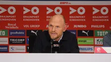 Thumbnail for article: Dit heeft FC Twente-trainer Oosting te zeggen over scheidsrechter Kooij